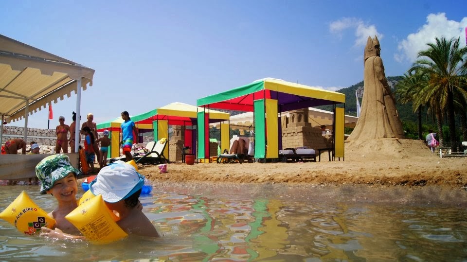 imagini hotel RIXOS SUNGATE